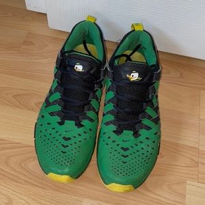 OREGON DUCK FREE RUNNER SIZE 8.5